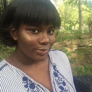 Meet your Posher, Makayla